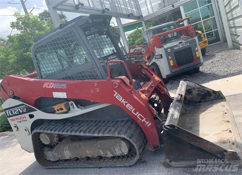 Takeuchi TL12V2 Krautuvai su šoniniu pasukimu