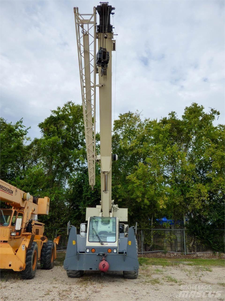 Terex CD225 Neapdoroto reljefo kranai