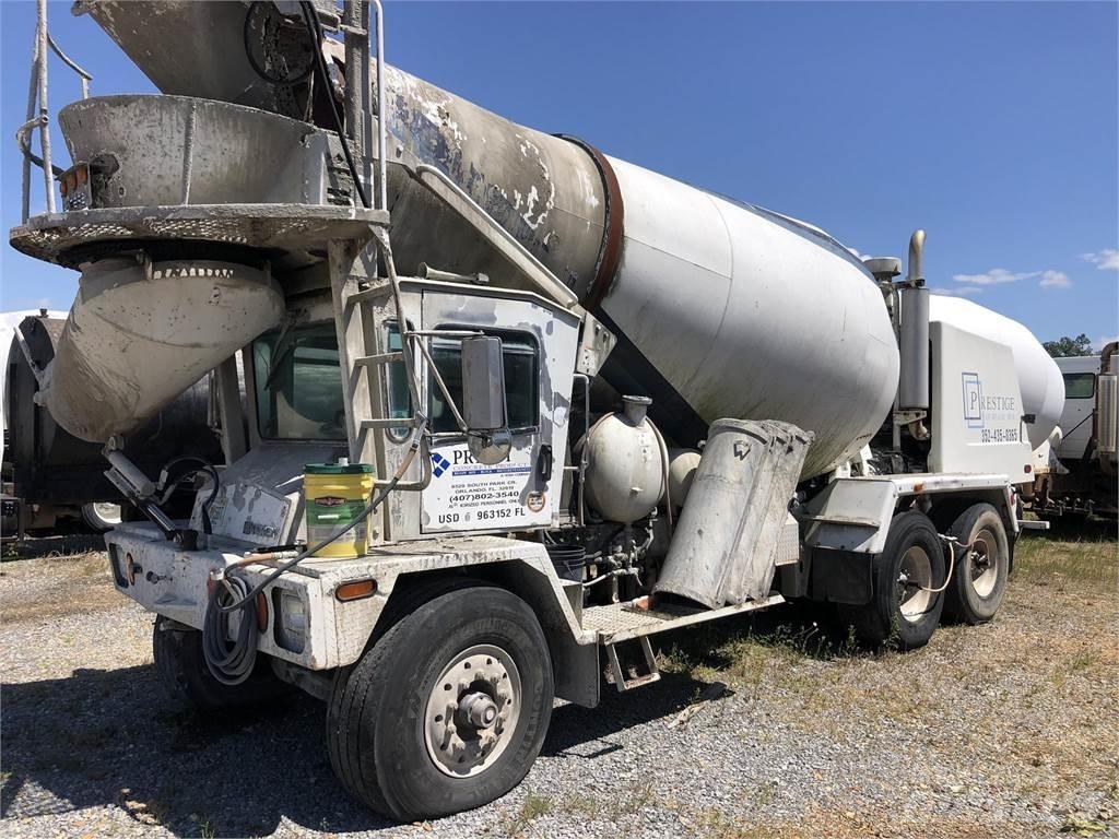 Terex FDB6000 Betonvežiai
