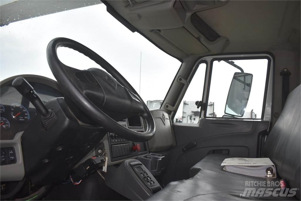 Terex HRX55 Ant vilkikų montuojamos kėlimo platformos