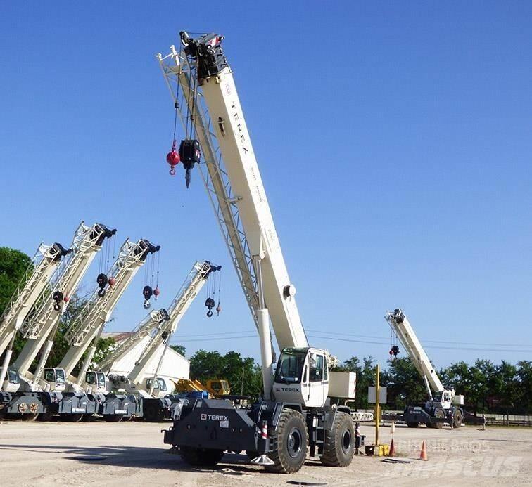 Terex RT555 Neapdoroto reljefo kranai