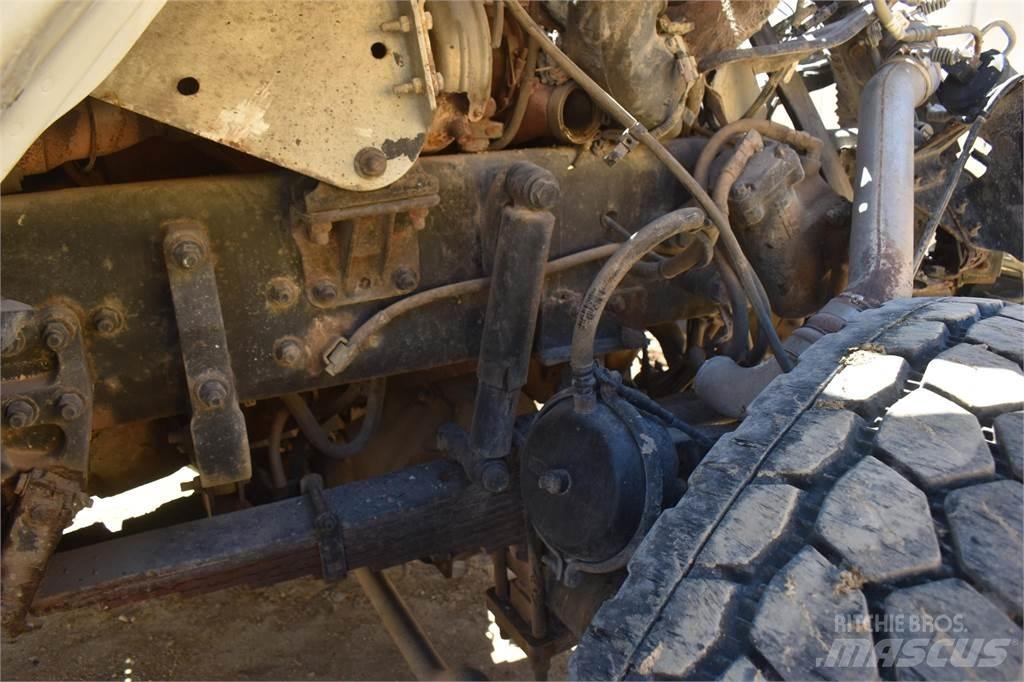 Terex TM100 Ant vilkikų montuojamos kėlimo platformos