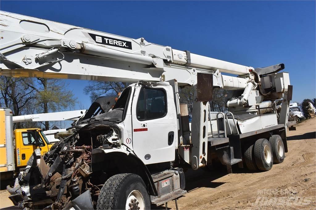 Terex TM100 Ant vilkikų montuojamos kėlimo platformos