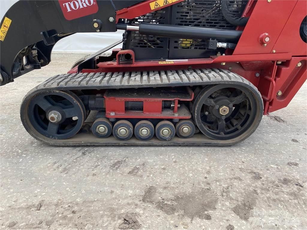 Toro DINGO TX427W Krautuvai su šoniniu pasukimu