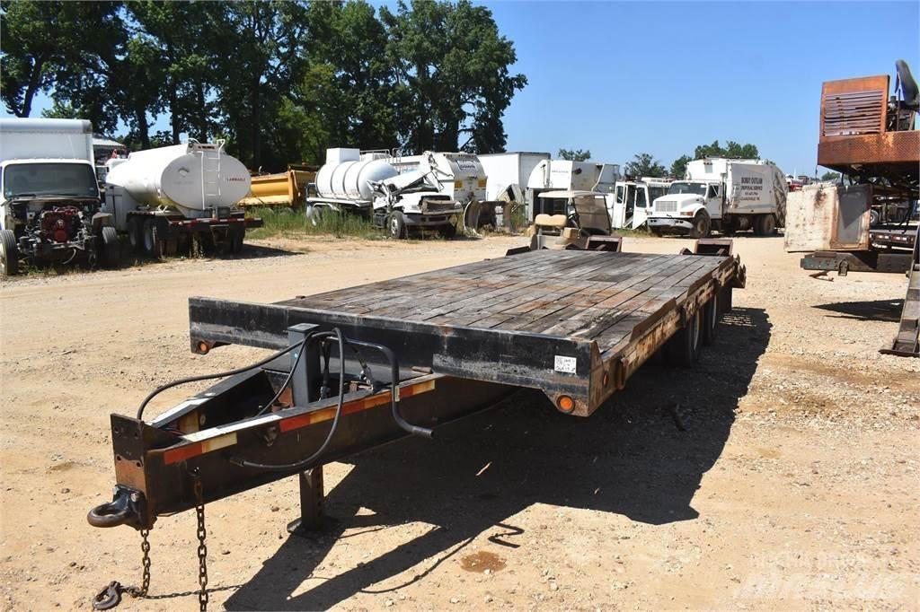 TOWMASTER  Žemo iškrovimo puspriekabės