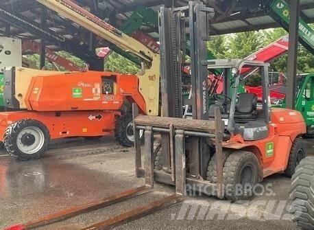 Toyota 7FDU80 Šakiniai krautuvai - Kita