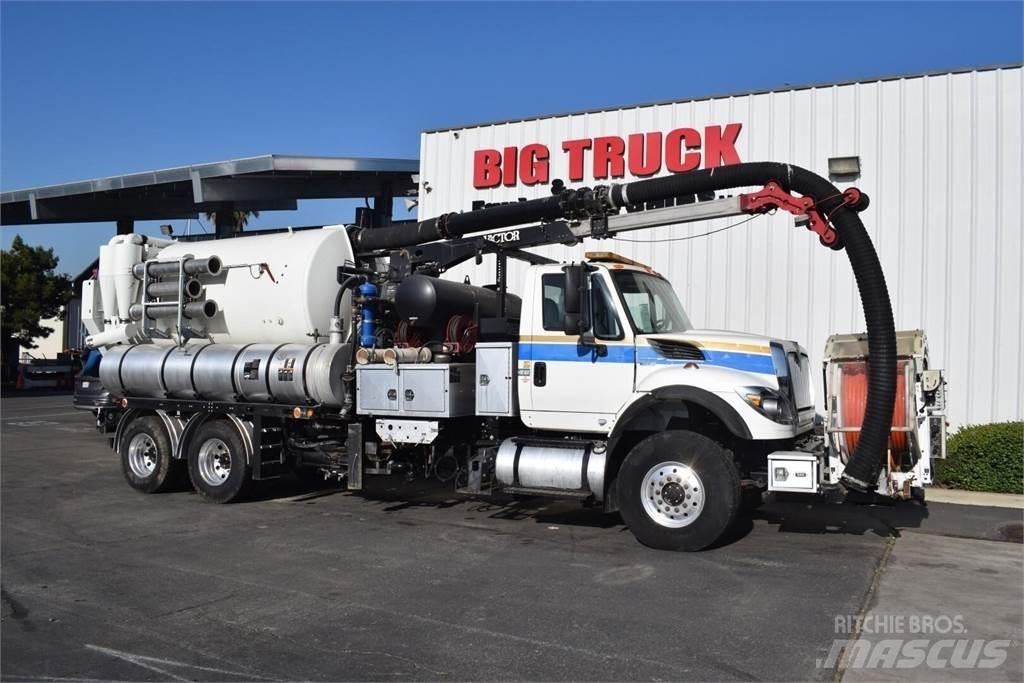 Vactor 2100 PLUS Statyba - Kita