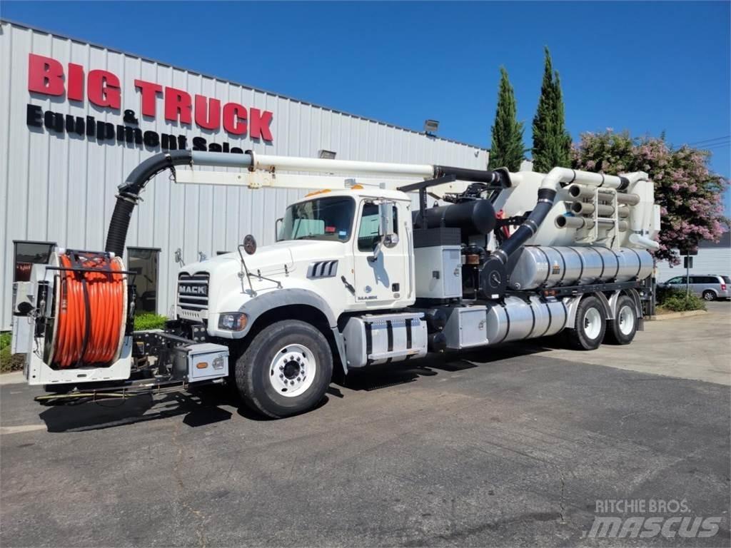 Vactor 2100 PLUS Statyba - Kita