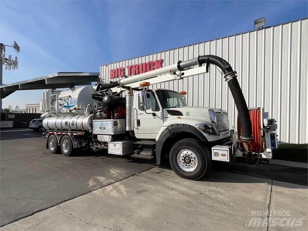 Vactor 2100 PLUS Statyba - Kita