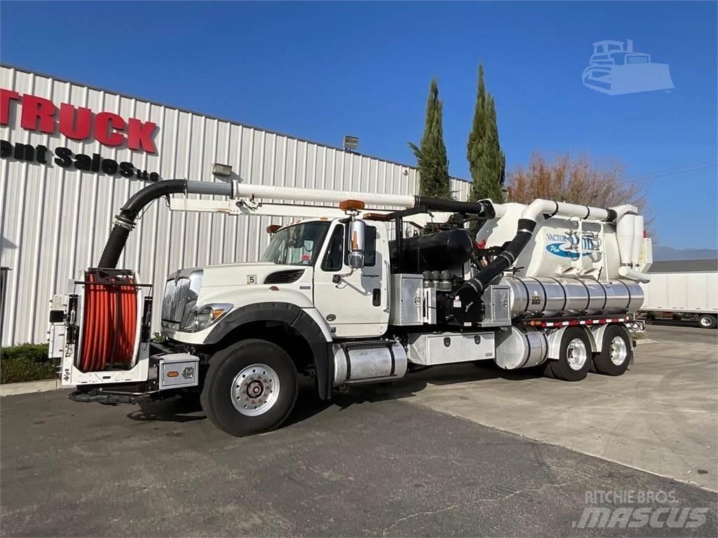 Vactor 2100 PLUS Statyba - Kita