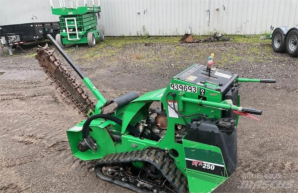 Vermeer RTX250 Tranšėjų ekskavatoriai