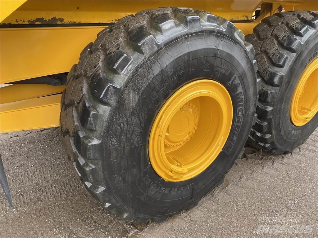 Volvo A25G Vandens sunkvežimiai