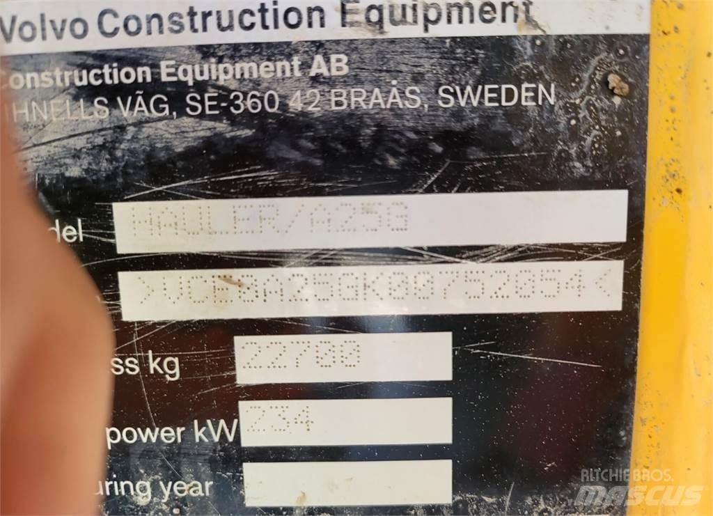 Volvo A25G Karjeriniai savivarčiai