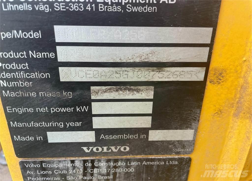 Volvo A25G Karjeriniai savivarčiai