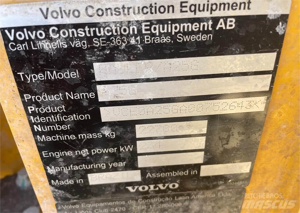 Volvo A25G Karjeriniai savivarčiai