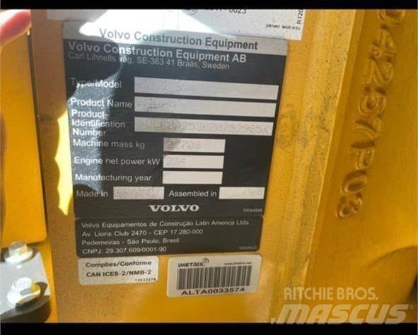 Volvo A25G Karjeriniai savivarčiai
