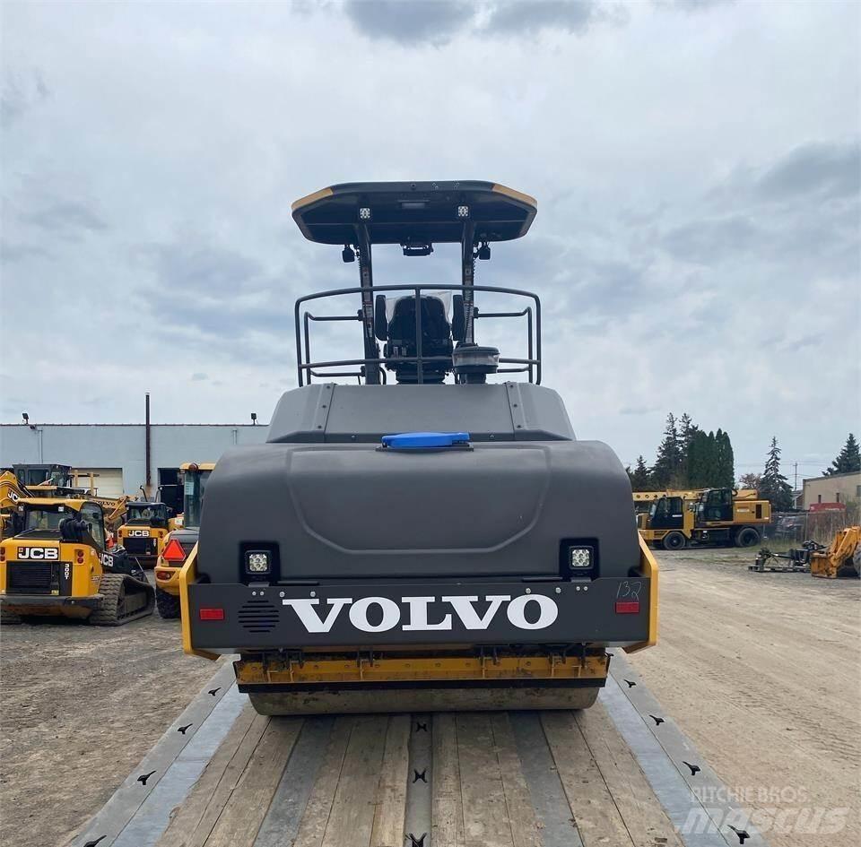 Volvo DD110C Porinių būgnų volai