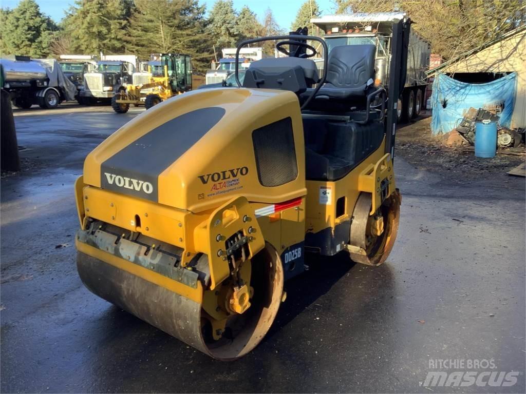 Volvo DD25B Porinių būgnų volai