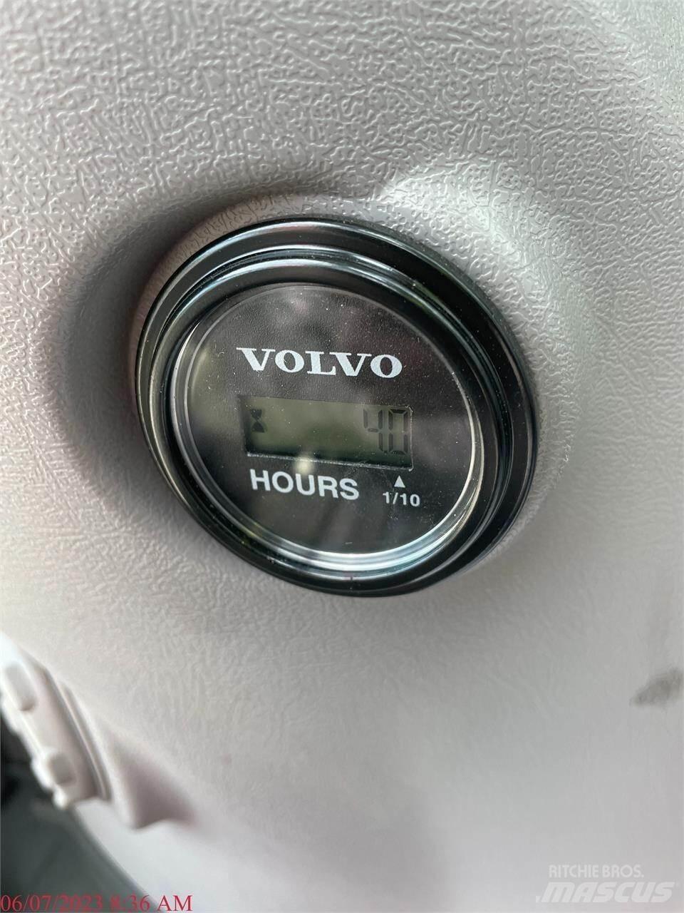 Volvo EC140EL Vikšriniai ekskavatoriai