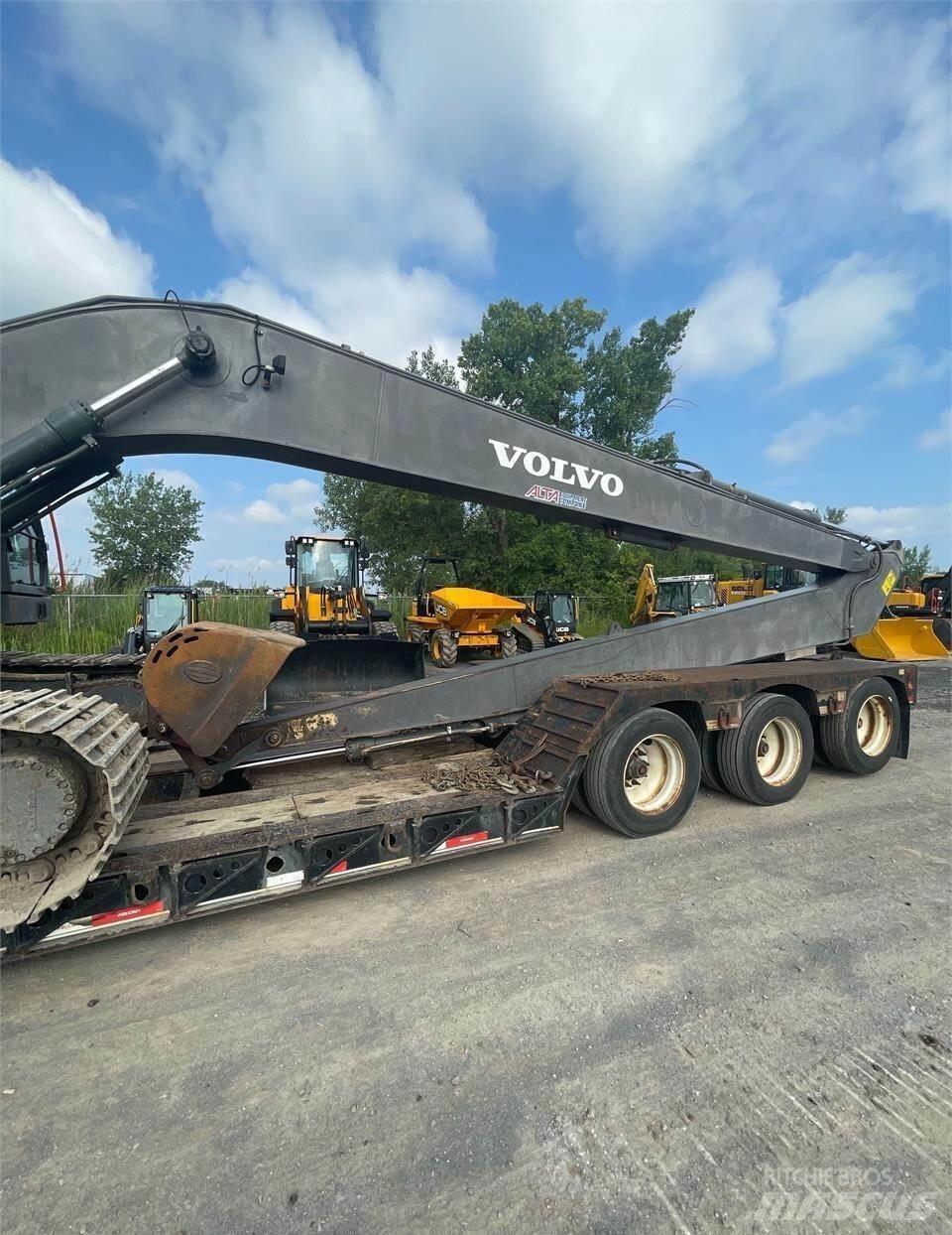 Volvo EC250E LR Vikšriniai ekskavatoriai