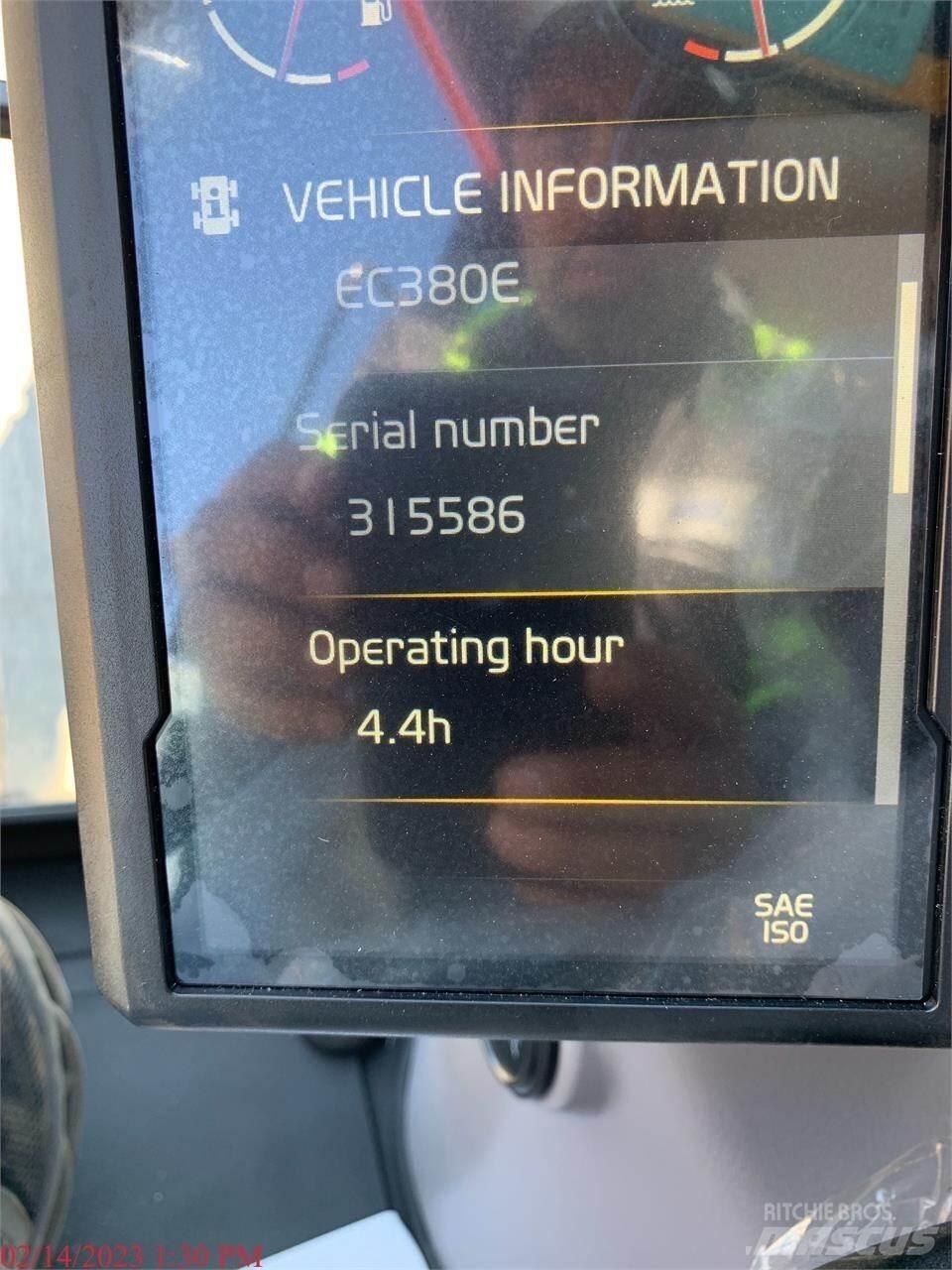 Volvo EC380EL Vikšriniai ekskavatoriai
