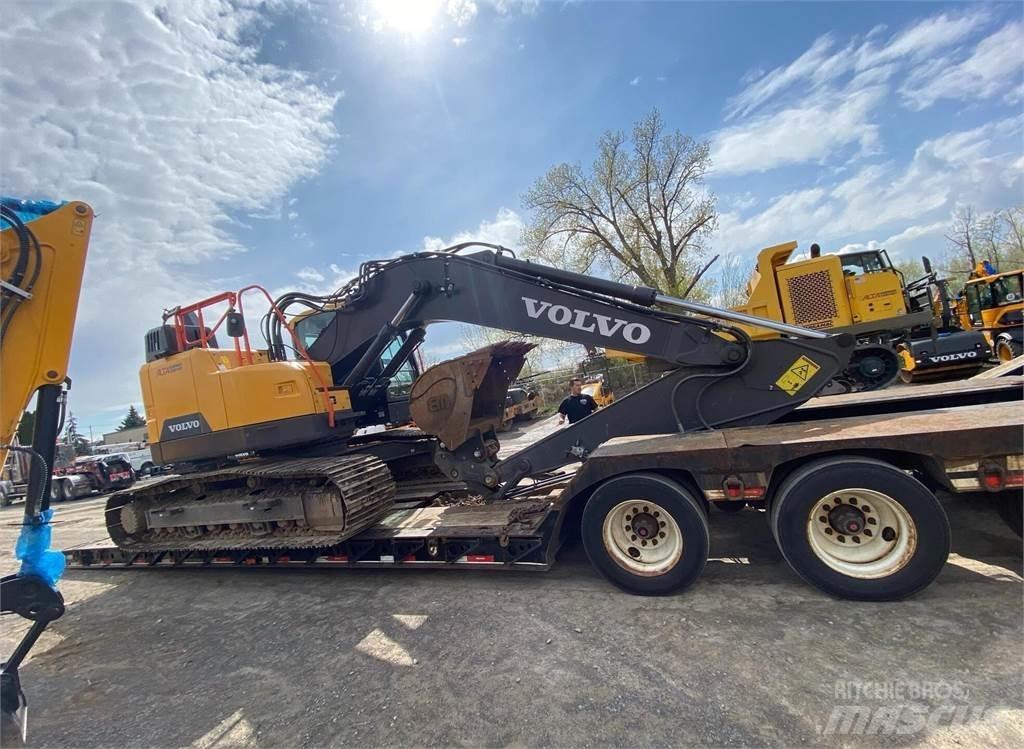 Volvo ECR235EL Vikšriniai ekskavatoriai