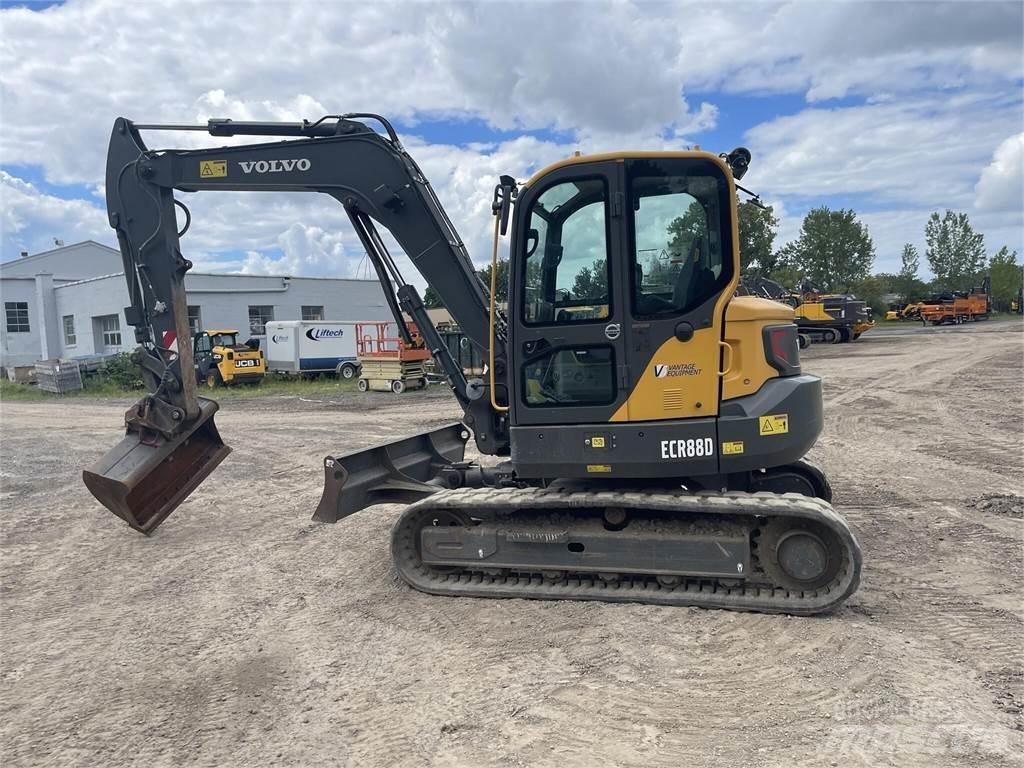 Volvo ECR88D Vikšriniai ekskavatoriai