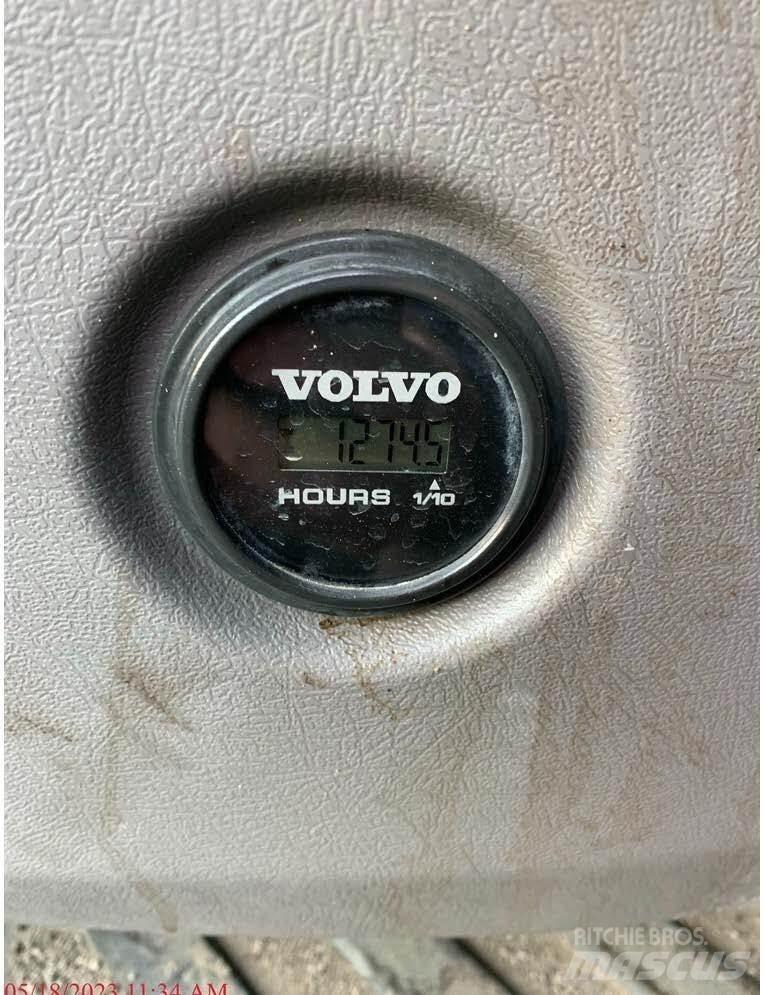 Volvo ECR88D Vikšriniai ekskavatoriai