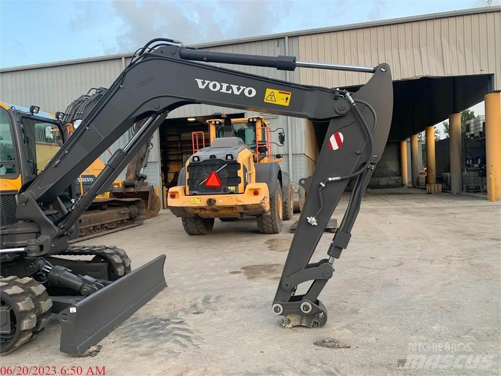 Volvo ECR88D Vikšriniai ekskavatoriai