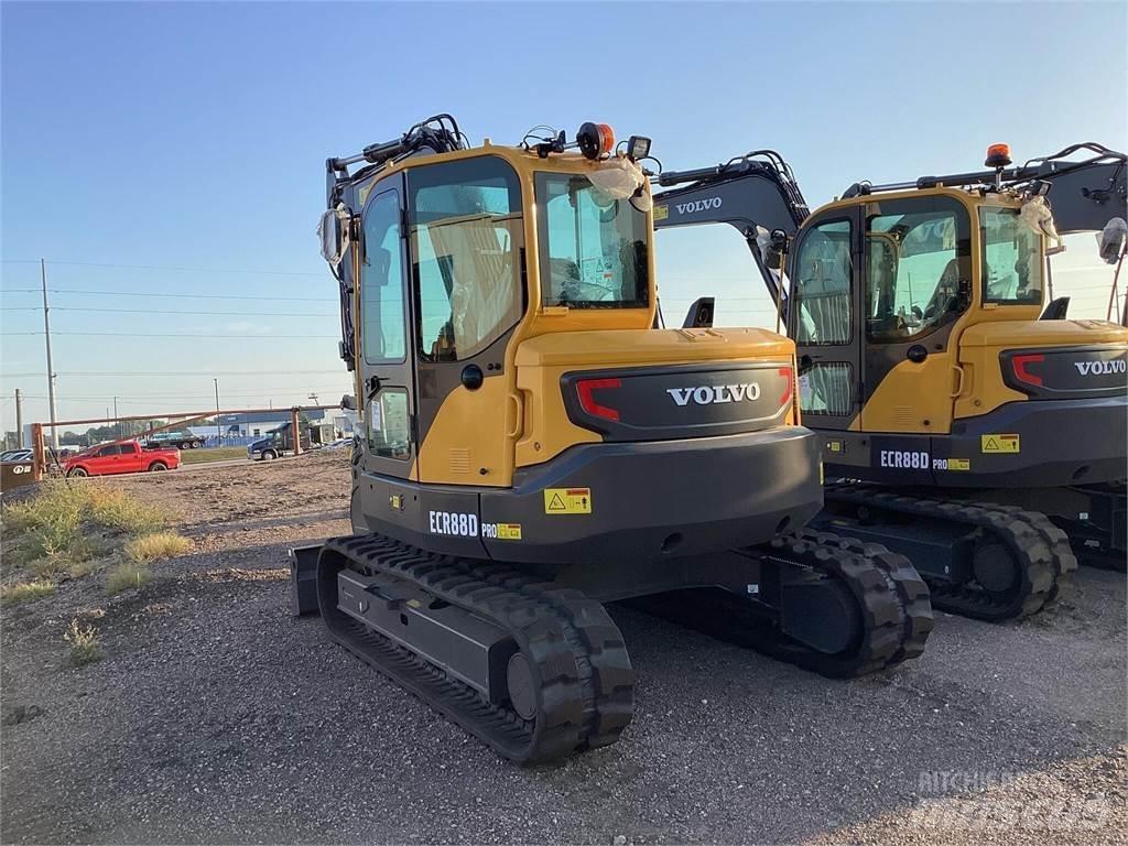 Volvo ECR88D Vikšriniai ekskavatoriai