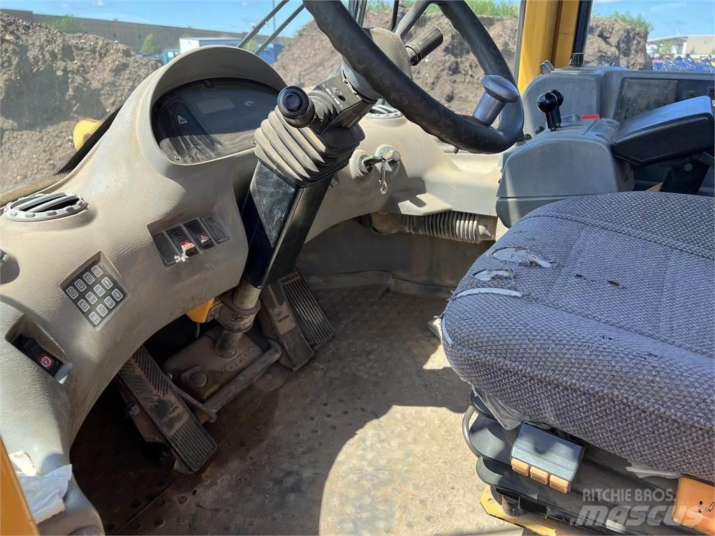 Volvo L110E Naudoti ratiniai krautuvai