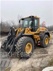 Volvo L120H Naudoti ratiniai krautuvai