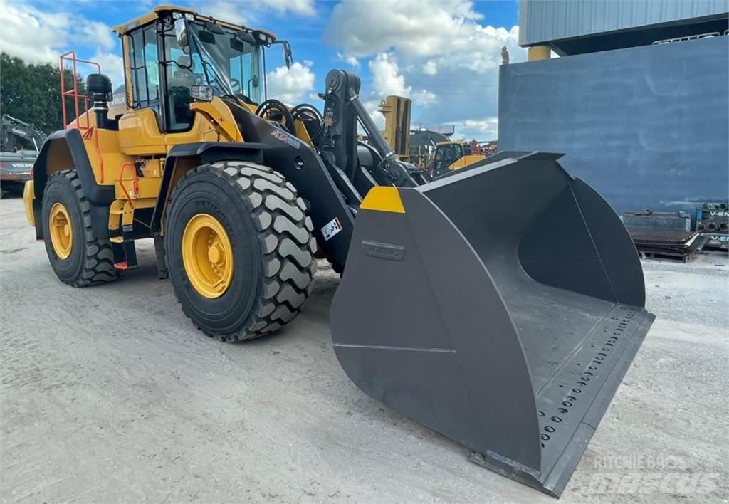 Volvo L180H Naudoti ratiniai krautuvai
