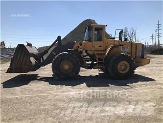 Volvo L220E Naudoti ratiniai krautuvai