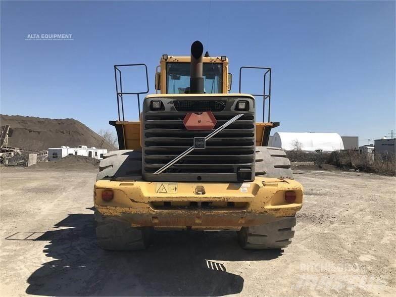 Volvo L220E Naudoti ratiniai krautuvai