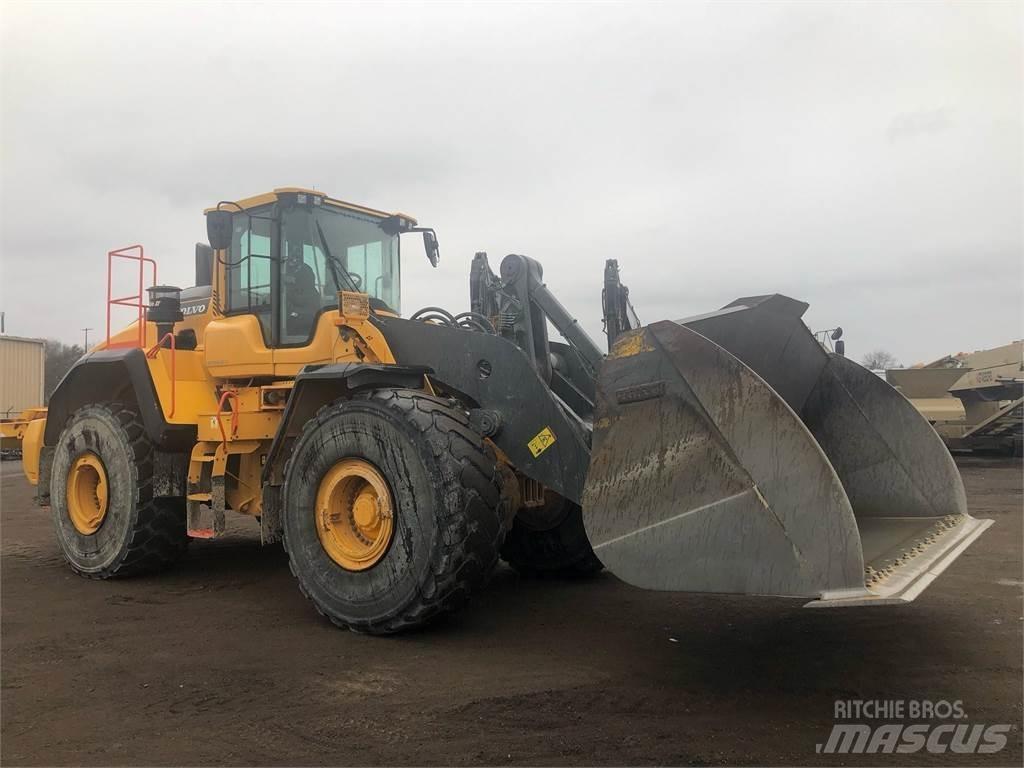 Volvo L220H Naudoti ratiniai krautuvai
