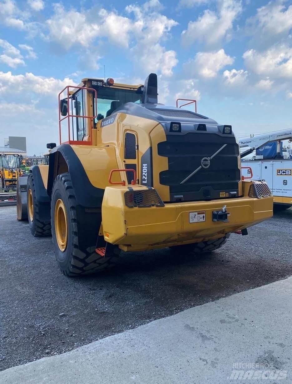 Volvo L220H Naudoti ratiniai krautuvai
