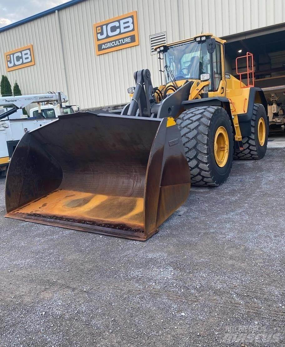 Volvo L220H Naudoti ratiniai krautuvai