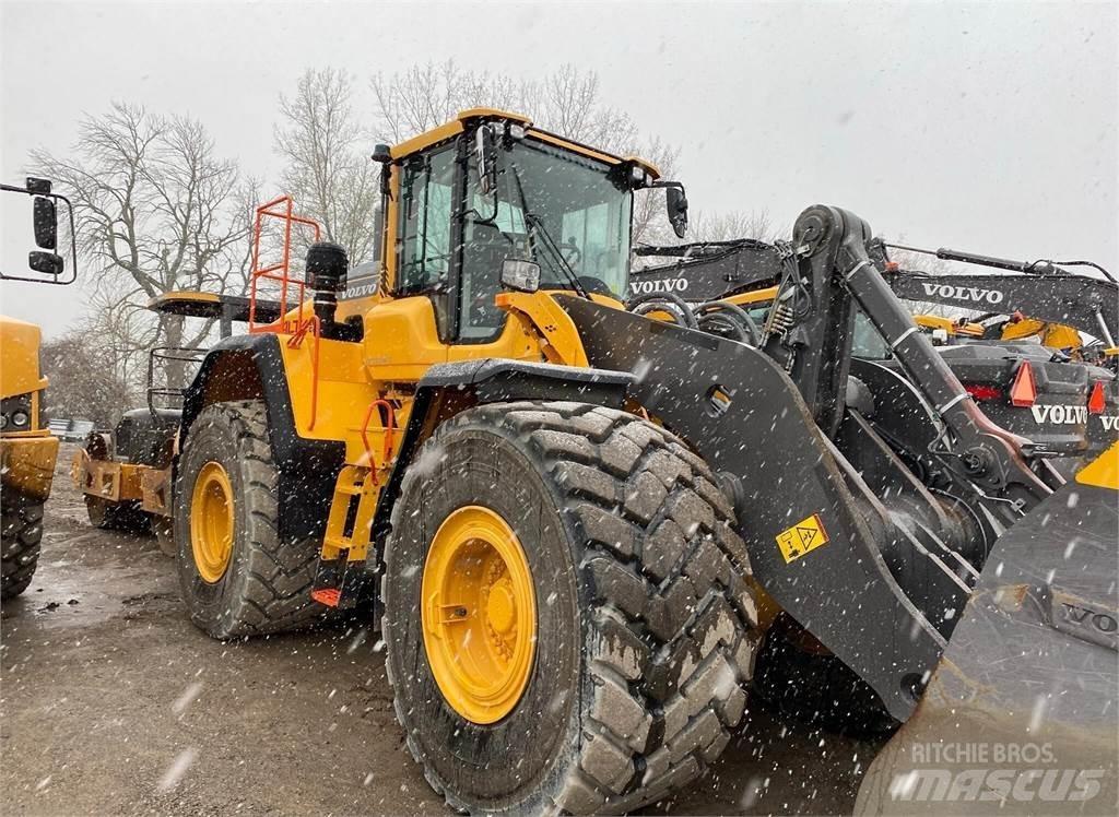 Volvo L220H Naudoti ratiniai krautuvai