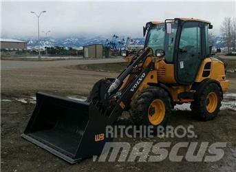 Volvo L25H Naudoti ratiniai krautuvai