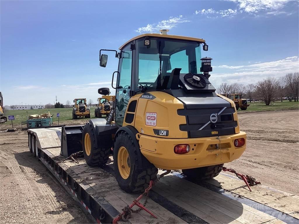 Volvo L25H Naudoti ratiniai krautuvai