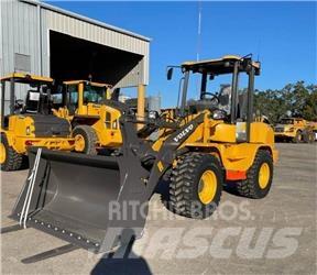 Volvo L30GS Naudoti ratiniai krautuvai