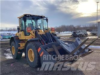 Volvo L60H Naudoti ratiniai krautuvai