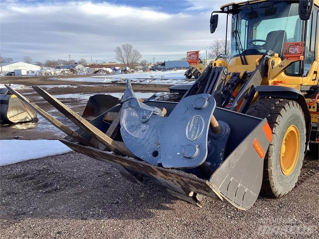 Volvo L60H Naudoti ratiniai krautuvai