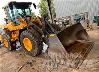 Volvo L60H Naudoti ratiniai krautuvai