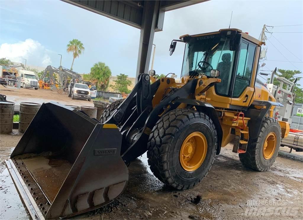 Volvo L60H Naudoti ratiniai krautuvai