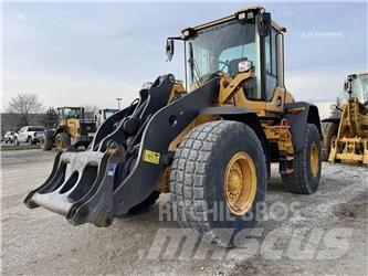 Volvo L70H Naudoti ratiniai krautuvai