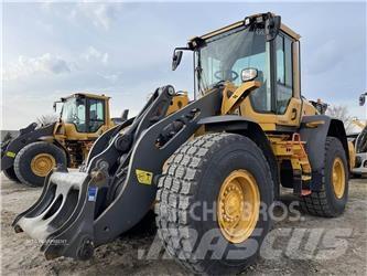 Volvo L70H Naudoti ratiniai krautuvai