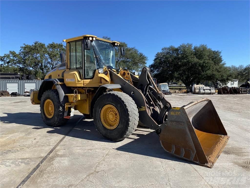 Volvo L70H Naudoti ratiniai krautuvai