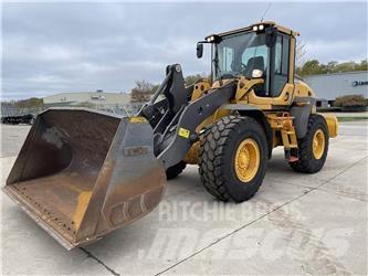 Volvo L70H Naudoti ratiniai krautuvai